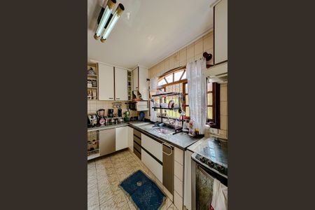 Casa à venda com 210m², 3 quartos e 2 vagasCozinha