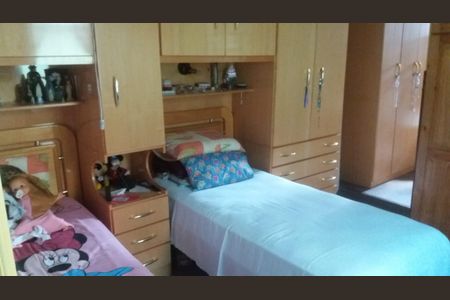 Casa à venda com 230m², 2 quartos e sem vaga