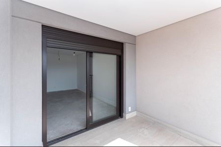 Apartamento à venda com 312m², 3 quartos e 4 vagasVaranda do Quarto 1 Suíte