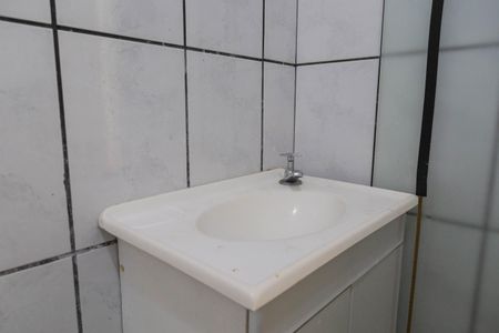 Casa à venda com 170m², 2 quartos e 2 vagasBanheiro da Suíte 2 