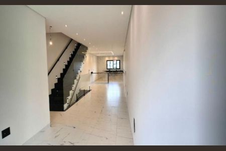 Casa à venda com 177m², 3 quartos e 5 vagas