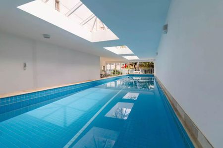 Apartamento à venda com 68m², 2 quartos e 2 vagasÁrea comum - Piscina