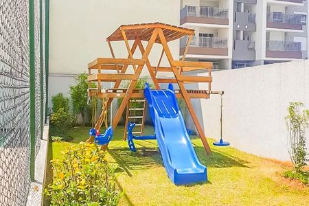Apartamento à venda com 68m², 2 quartos e 2 vagasÁrea comum - Playground