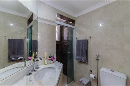 Apartamento à venda com 68m², 2 quartos e 2 vagasBanheiro Social