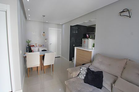 Apartamento à venda com 62m², 2 quartos e 1 vagaSala