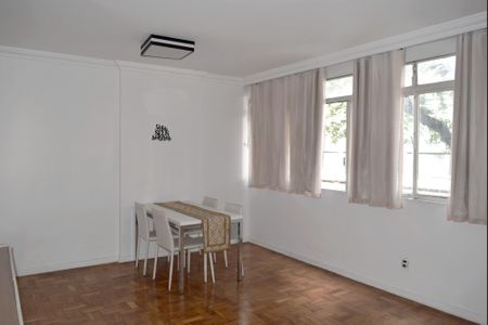 Apartamento para alugar com 110m², 3 quartos e 1 vagaSala