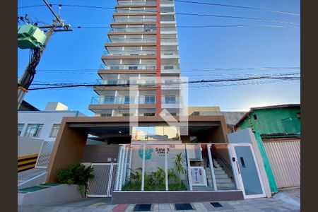Studio para alugar com 16m², 1 quarto e 1 vaga Studio para alugar com 16m², 1 quarto e 1 vagaFachada
