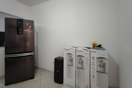 Casa à venda com 170m², 3 quartos e 4 vagas Casa à venda com 170m², 3 quartos e 4 vagasCozinha