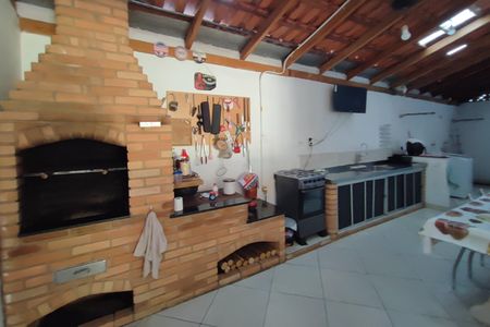 Casa à venda com 170m², 3 quartos e 4 vagas Casa à venda com 170m², 3 quartos e 4 vagasÁrea gourmet