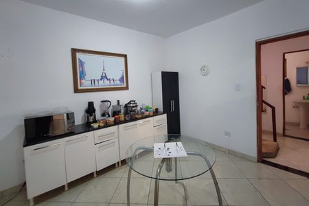 Casa à venda com 170m², 3 quartos e 4 vagas Casa à venda com 170m², 3 quartos e 4 vagasSala de Jantar