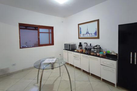 Casa à venda com 170m², 3 quartos e 4 vagas Casa à venda com 170m², 3 quartos e 4 vagasSala de Jantar
