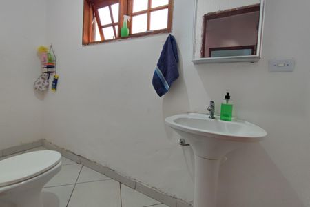 Casa à venda com 170m², 3 quartos e 4 vagas Casa à venda com 170m², 3 quartos e 4 vagasLavabo