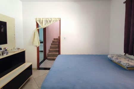 Casa à venda com 170m², 3 quartos e 4 vagas Casa à venda com 170m², 3 quartos e 4 vagasSala