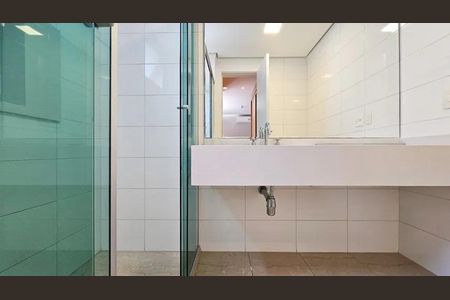 Casa de condomínio à venda com 445m², 4 quartos e 5 vagas