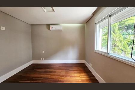 Casa de condomínio à venda com 445m², 4 quartos e 5 vagas