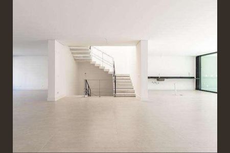 Casa de condomínio à venda com 845m², 4 quartos e 6 vagas