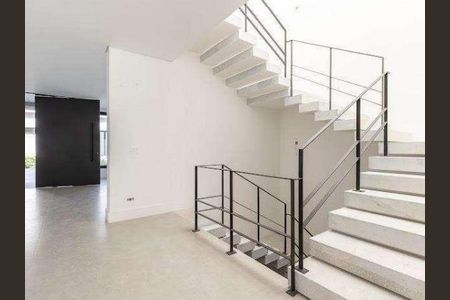 Casa de condomínio à venda com 845m², 4 quartos e 6 vagas