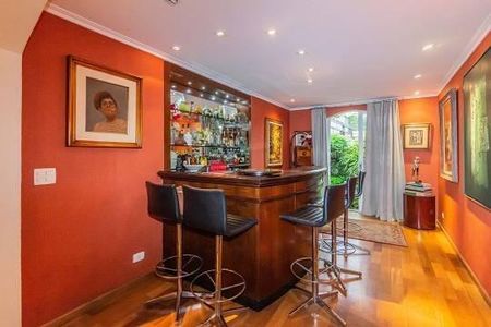 Casa à venda com 430m², 4 quartos e sem vaga