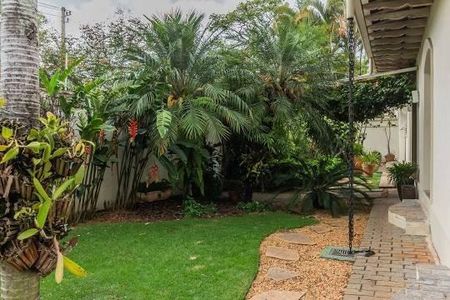 Casa à venda com 430m², 4 quartos e sem vaga