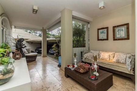 Casa à venda com 430m², 4 quartos e sem vaga