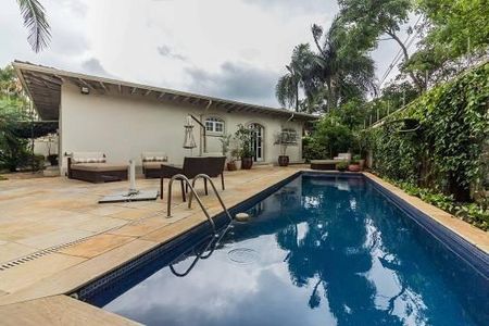 Casa à venda com 430m², 4 quartos e sem vaga
