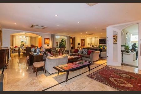 Casa à venda com 430m², 4 quartos e sem vaga