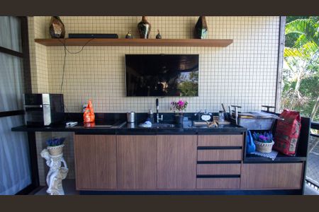 Apartamento à venda com 121m², 3 quartos e 2 vagasVaranda