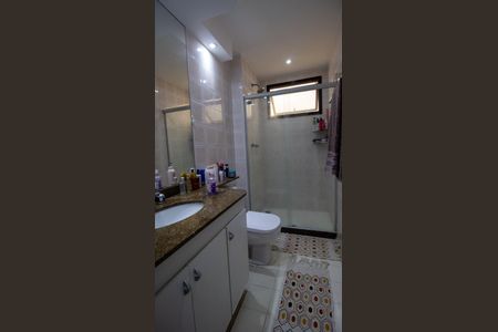 Apartamento à venda com 121m², 3 quartos e 2 vagasBanheiro da Suíte