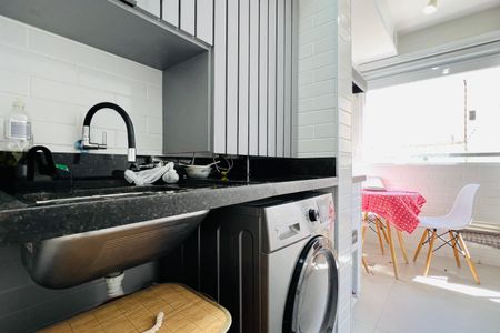 Apartamento para alugar com 63m², 2 quartos e 1 vaga Apartamento para alugar com 63m², 2 quartos e 1 vagaCozinha e Área de Serviço