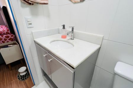 Apartamento para alugar com 63m², 2 quartos e 1 vaga Apartamento para alugar com 63m², 2 quartos e 1 vagaBanheiro da Suíte