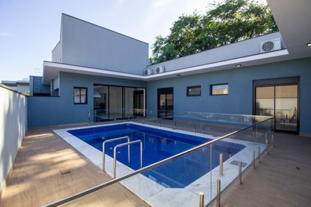 Casa de condomínio para alugar com 300m², 4 quartos e 4 vagasÁrea externa