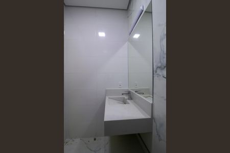 Casa de condomínio para alugar com 300m², 4 quartos e 4 vagasLavabo