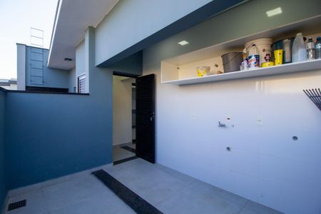 Casa de condomínio para alugar com 300m², 4 quartos e 4 vagasÁrea de Serviço