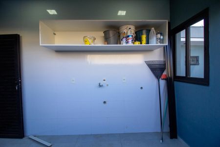 Casa de condomínio para alugar com 300m², 4 quartos e 4 vagasÁrea de Serviço