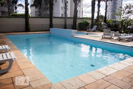 Apartamento à venda com 66m², 3 quartos e 1 vagaÁrea comum - Piscina