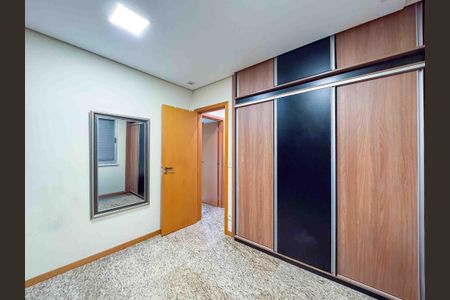 Apartamento à venda com 102m², 3 quartos e 1 vagaQuarto 2