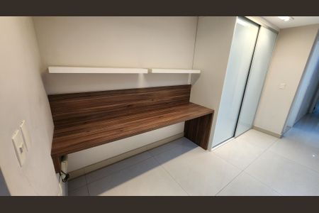 Apartamento para alugar com 360m², 4 quartos e 4 vagasEscritório