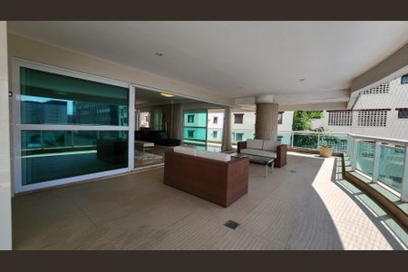 Apartamento para alugar com 360m², 4 quartos e 4 vagasVaranda da Sala