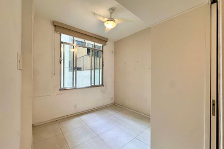 Apartamento à venda com 80m², 2 quartos e sem vaga Apartamento à venda com 80m², 2 quartos e sem vaga Suíte