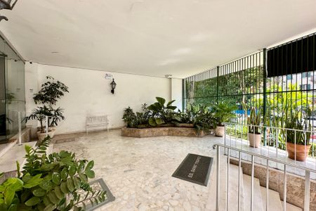 Apartamento à venda com 80m², 2 quartos e sem vaga Apartamento à venda com 80m², 2 quartos e sem vagaÁrea comum