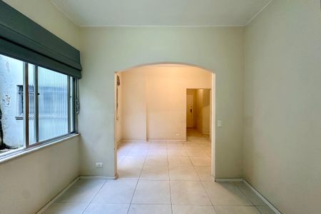 Apartamento à venda com 80m², 2 quartos e sem vaga Apartamento à venda com 80m², 2 quartos e sem vagaSala