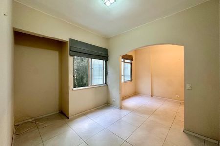 Apartamento à venda com 80m², 2 quartos e sem vaga Apartamento à venda com 80m², 2 quartos e sem vagaSala