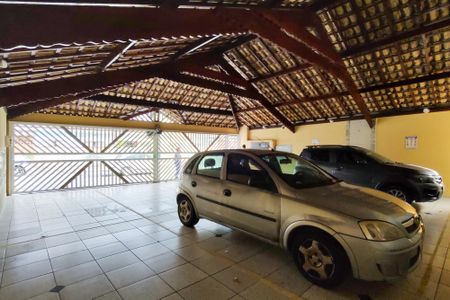 Casa de condomínio para alugar com 38m², 1 quarto e 1 vaga Casa de condomínio para alugar com 38m², 1 quarto e 1 vagaGaragem