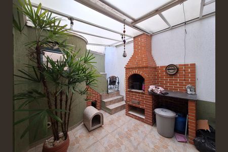 Casa à venda com 149m², 3 quartos e 2 vagasQuintal