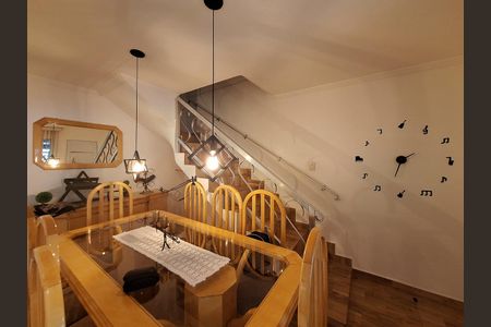 Casa à venda com 149m², 3 quartos e 2 vagasSala