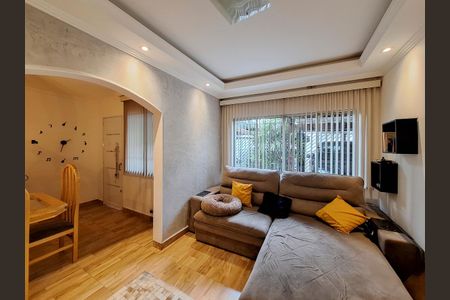 Casa à venda com 149m², 3 quartos e 2 vagasSala