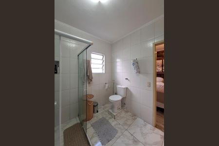 Casa à venda com 149m², 3 quartos e 2 vagasBanheiro Quarto 1