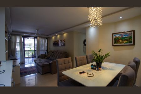 Apartamento à venda com 120m², 3 quartos e 2 vagasSala