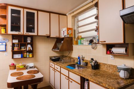 Casa à venda com 450m², 3 quartos e 7 vagasCozinha