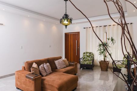 Casa à venda com 450m², 3 quartos e 7 vagasSala